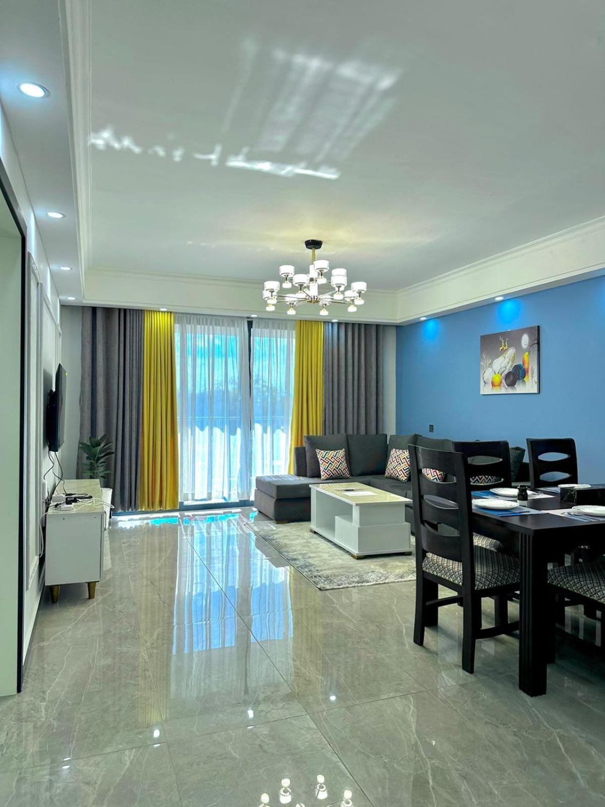 Stayrest Safari Tours New 3 Bedroom Apartments In Kilimani Nairobi With Rooftop Pool Экстерьер фото
